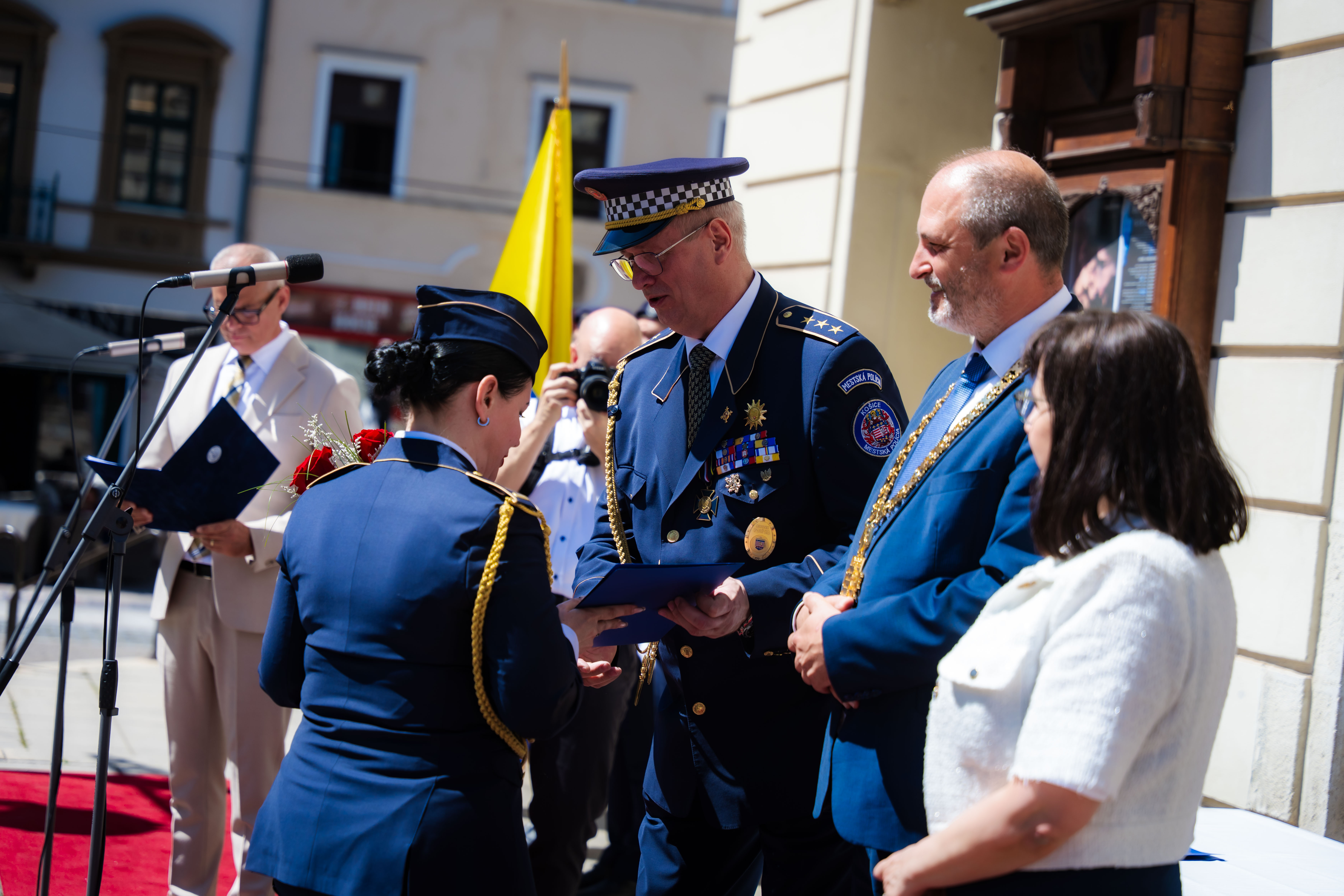 Slavnostne ocenovanie prislusnikov Mestskej policie mesta Kosice -1-109